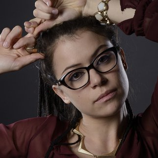 Illustration for article titled Yo, Hivemind. Help Me Find Cosima's Glasses...